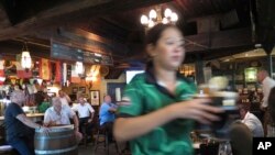 Restoran u Dubaiju, Ujedinjeni Arapski Emirati (arhivska fotografija)