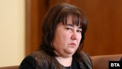 Служебната министърка на финансите Росица Велкова