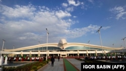 Аэропорт в Ашхабаде, столице Туркменистана