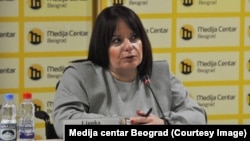 "Do prelepe biblioteke (skupštinske) je nemoguće doći, osim da neko popne osobu u kolicima", kaže nekadašnja poslanica u Skupštini Srbije Ljupka Mihajlovska.