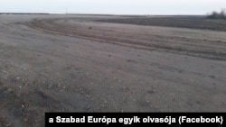 „Itt víz hullámzott” – írta olvasónk