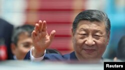 Udhëheqësi kinez, Xi Jinping, gjatë vizitës në Vietnam. 