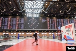 Terminal C moskovskog aerodroma Šeremetjevo dok se suspenduju međunarodni letovi zbog sankcija uvedenih Rusiji nakon invazije na Ukrajinu, 8. mart 2022.