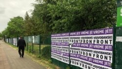 Një pano në Novi Sad.