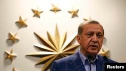 Erdoganove buduće poteze, kako zaključuje Zlatko Dizdarević, neće kontrolisati ni Evropa, niti SAD, ni Rusija