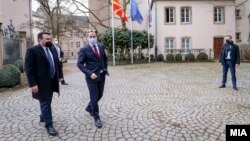 Македонскиот премиер Зоран Заев и премиерот на Луксембург, Ксавиер Бетел