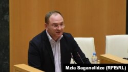 ირაკლი ბერაია, პარლამენტის თავდაცვის კომიტეტის თავმჯდომარე