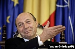 Traian Băsescu a fost președinte pentru două mandate de cinci ani, între 2004-2009 și 2009-2014. Băsescu a fost singurul președinte suspendat din funcție și care a trecut prin două încercări eșuate de demitere.