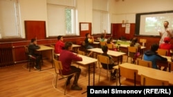 В час по кинознание.