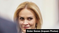 Gabriela Firea, ministrul Familiei, neagă că ar avea vreo legătură cu persoanele care conducea azilele groazei.