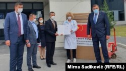 Milorad Dodik predsjedavajući Predsjedništva Bosne i Hercegovine (BiH) u Istočnom Sarajevu, gdje se sastao sa sa ambasadorom Kine u BiH  Sa Đi Pingom, 10 juna 2021.