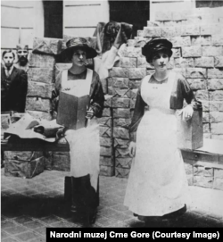 Princeze Ksenija i Vjera pomažu u radu Odbora za pomoć zatočenim Crnogorcima