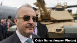 Fostul vicepremier Vasile Dîncu a fost legat de două mari institute de sondare care și-au redus activitatea în ultima vreme.