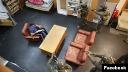 NAV-razzia bemutatógyakorlata. A képet 2021. október 2-án adták közre