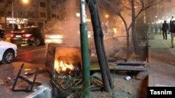 протести во Иран