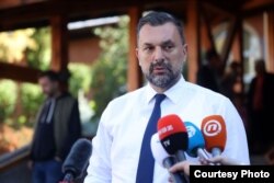 Elmedin Konaković govori za medije u toku izborne noći, 2. oktobar 2022.