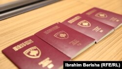 Pasaporta të Kosovës. Fotografi ilustruese nga arkivi. 