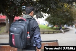 Musaver, migrant iz Avganistana, kaže da situacija u Avganistanu nije dobra ni za koga i da u toj zemlji nema sigurnosti.