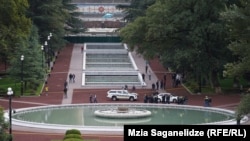 ვაკის პარკი 13 ოქტომბერს, შადრევანში დენის გაჟონვის შემდეგ