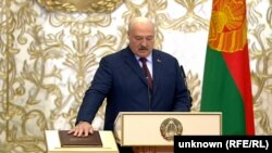 ალიაქსანდრ ლუკაშენკა დებს პრეზიდენტის ფიცს. 2025 წლის 25 მარტი