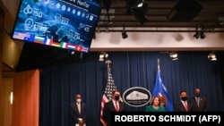 Predstavnci Ministarstva pravde SAD i Europola govore o operaciji "Dark HunTor", Vašington, 26. oktobar 2021. 