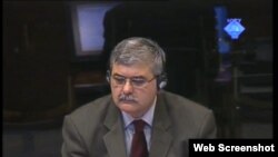 Amor Mašović tokom svjedočenja, travanj 2012.