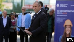 Румен Радев