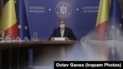 Premierul Nicolae Ciucă se confruntă cu un val de critici privind lucrarea de doctorat susținută în 2003. Partenerii PSD din Coaliție au reproșuri și lansează avertismente. Își va păstra susținerea în Parlament?