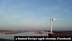 Kikötő több milliárdból