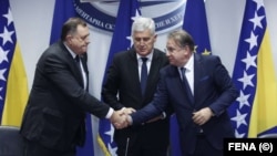 Osmorka, HDZ i SNSD potpisuju koalicioni sporazum o formiranju vlasti na državnom nivou 15.12.2022.