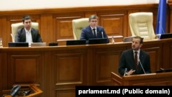 Comisarul european pentru mediu, oceane și pescuit, Virginijus Sinkevičius, la tribuna Parlamentului R. Moldova, 25 noiembrie 2022
