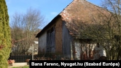 A pajta mellett találtak rá Brenner Jánosra, az épület egy részét emlékhellyé alakítják