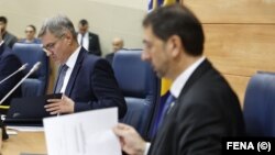 Članovi rukovodstva Zastupničkog doma Denis Zvizdić (lijevo) i Marinko Čavara (Arhivska fotografija)