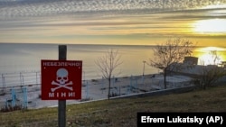 Marea Neagră e din ce în ce mai mult o zonă de război. Apele ei sunt împânzite de mine, iar spațiul aerian e plin de drone și rachete. Fotografie generică.