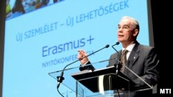 Balog Zoltán egykori miniszter beszél az Európai Unió 2014-es Erasmus+ programjának nyitókonferenciáján, 2014. március 12-én. Fotó: MTI