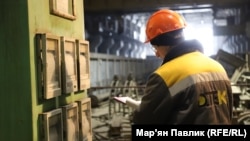 Egy megrongálódott hőerőmű Ukrajnában