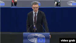 ევროპარლამენტარი სვენ მიკსერი