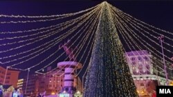 Елка на плоштадот во Скопје