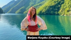 Marjana Koçeku.