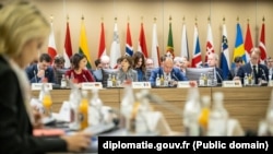 România a oferit Moldovei un grant în valoare de 10 milioane de euro, sub formă de asistență bugetară directă, „în conformitate cu angajamentul asumat în cadrul Platformei de Sprijin pentru Republica Moldova.”