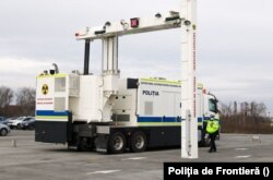 Sistem de verificare a mărfurilor Cargoscan.