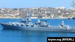 კრეისერი "მოსკვა" სევასტოპოლში. 2022 წლის 10 აპრილი.