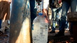 Locuitorii Kievului despre viața fără curent electric. „Vom rezista!”, „E mai bine decât să fii în Rusia”