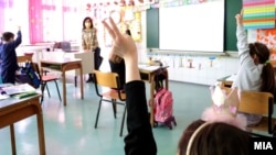 Илустративна фотографија/Настава под ковид протоколи