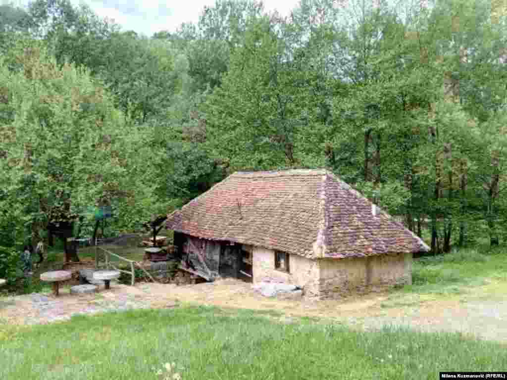 Savina vodenica na Gradcu već dugi niz godina ne radi i&nbsp;polako se urušava. 