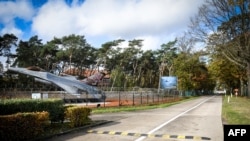 Drum din interiorul bazei militare NATO din Kleine-Brogel. 2 noiembrie 2025.