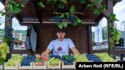 Avdirahman Jupa, uzgajivač grožđa.