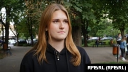 Maria, elevă clasa a XI-a.