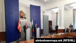 Прес-конференција на премиерите на Северна Македонија и на Бугарија, Димитар Ковачевски и Галаб Донев, по средбите во Софија за справување последиците од енергетската криза.