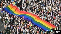 A Budapest Pride résztvevői 2025. június 28-án